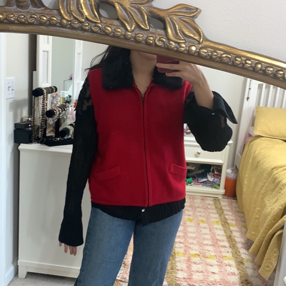 Tally Ho Jackets & Blazers - Vintage Tally Ho Vest PM Sleeveless Y2K Wool Red Black Faux Fur Collar Zip Up